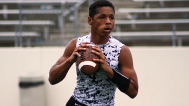 Tracin Wallace is one of a handful of quarterbacks in 2017 with an OSU offer.
